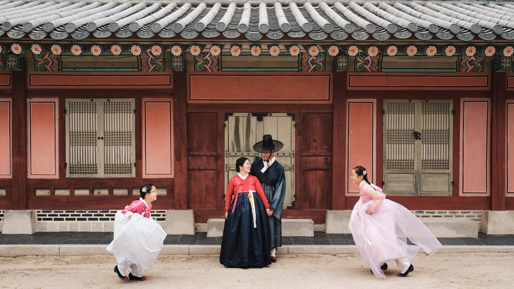 Ha Hanbok Family Photo at Gyeongbokgung